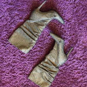 Silver Jeweled Boots 💎